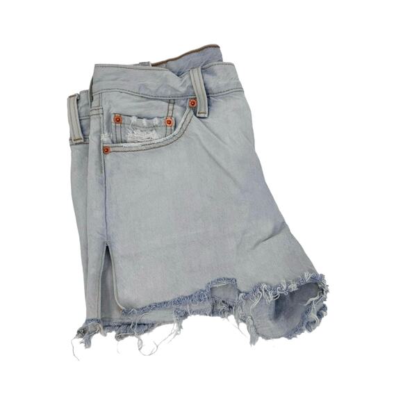 Levi's 501 Light Wash Denim Cut-Off Jean Shorts Womens Sz 27 Button Fly Mid Rise - Picture 3 of 8